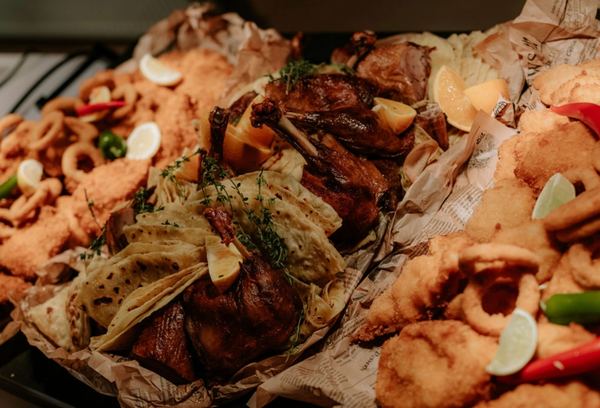 Fried meat and baked flatbreads